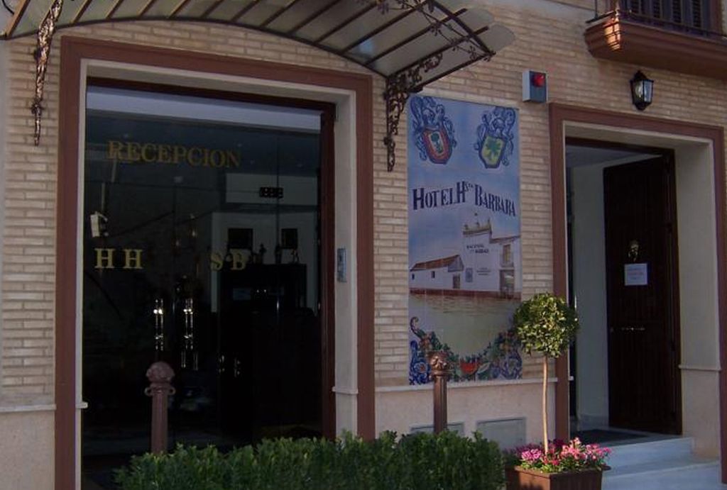 Ele Santabarbara Hotel Castilleja de la Cuesta Exterior photo